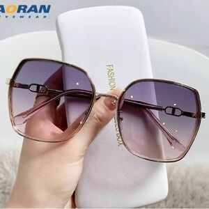 Women's Square Gradient Sunglasses - Pink and Gold